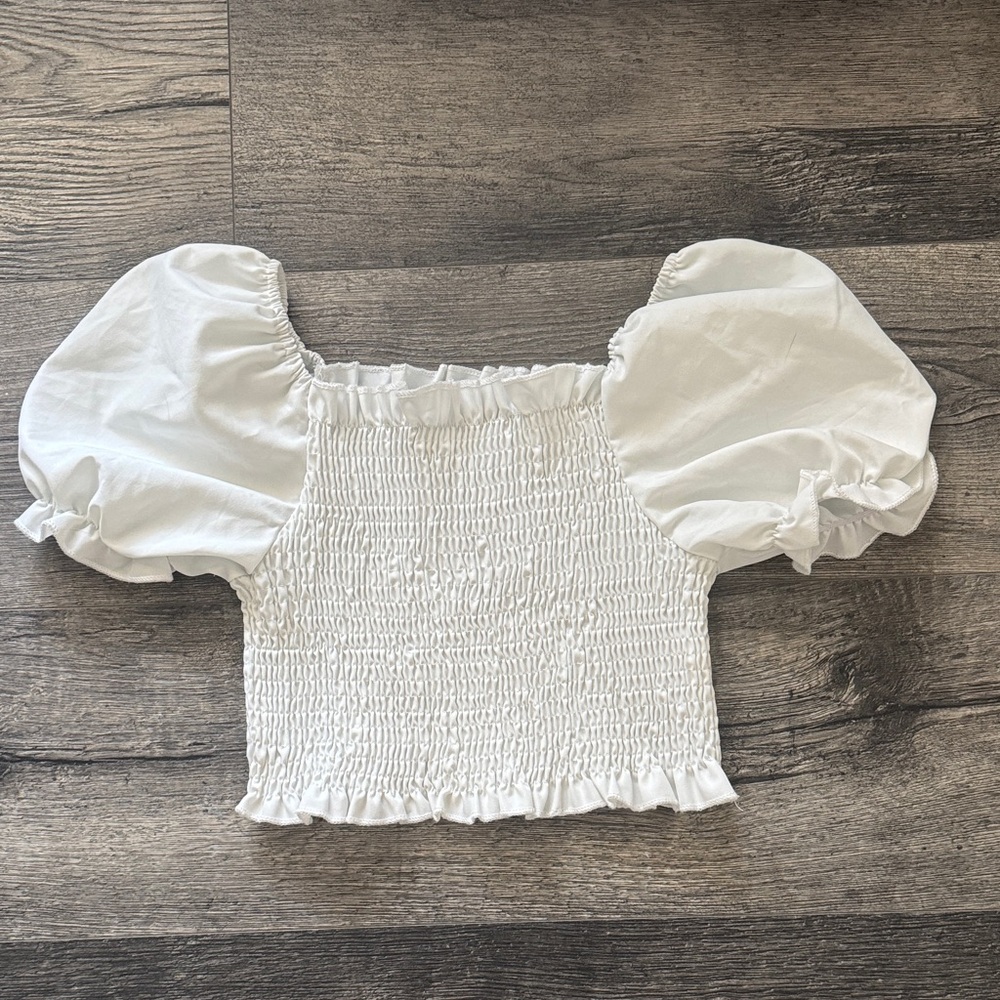 Shirred, smocked milkmaid white top with puff sleeve size 150 (11-12 years old)